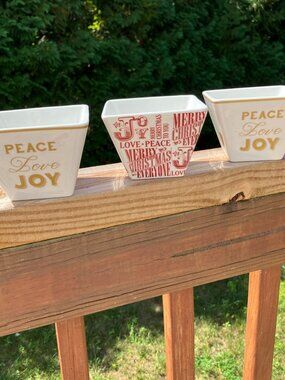 Ciroa Set Of 3 Square Appetizer Dessert Rice Bowls Imprinted With Peace Joy Love